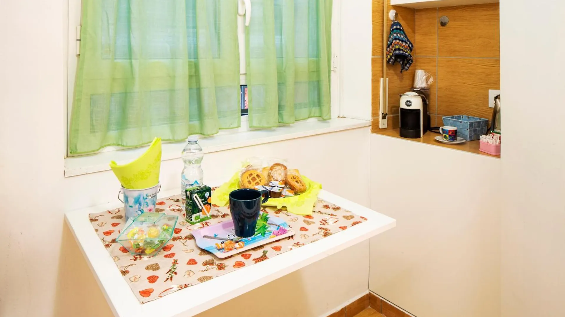 Bed & Breakfast B&B La Stanza Di Zoe Rome